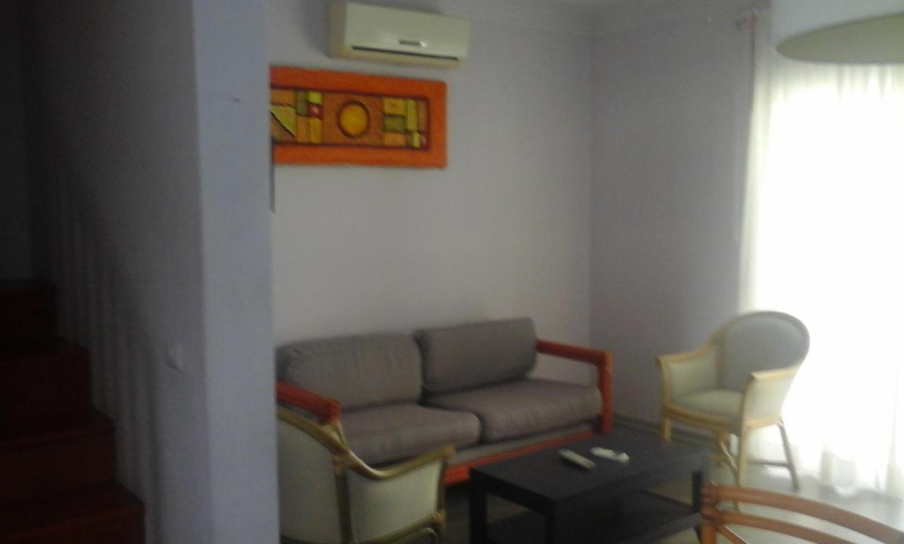 Residencial Las Palmeras De Willy Boca Chica Eksteriør billede
