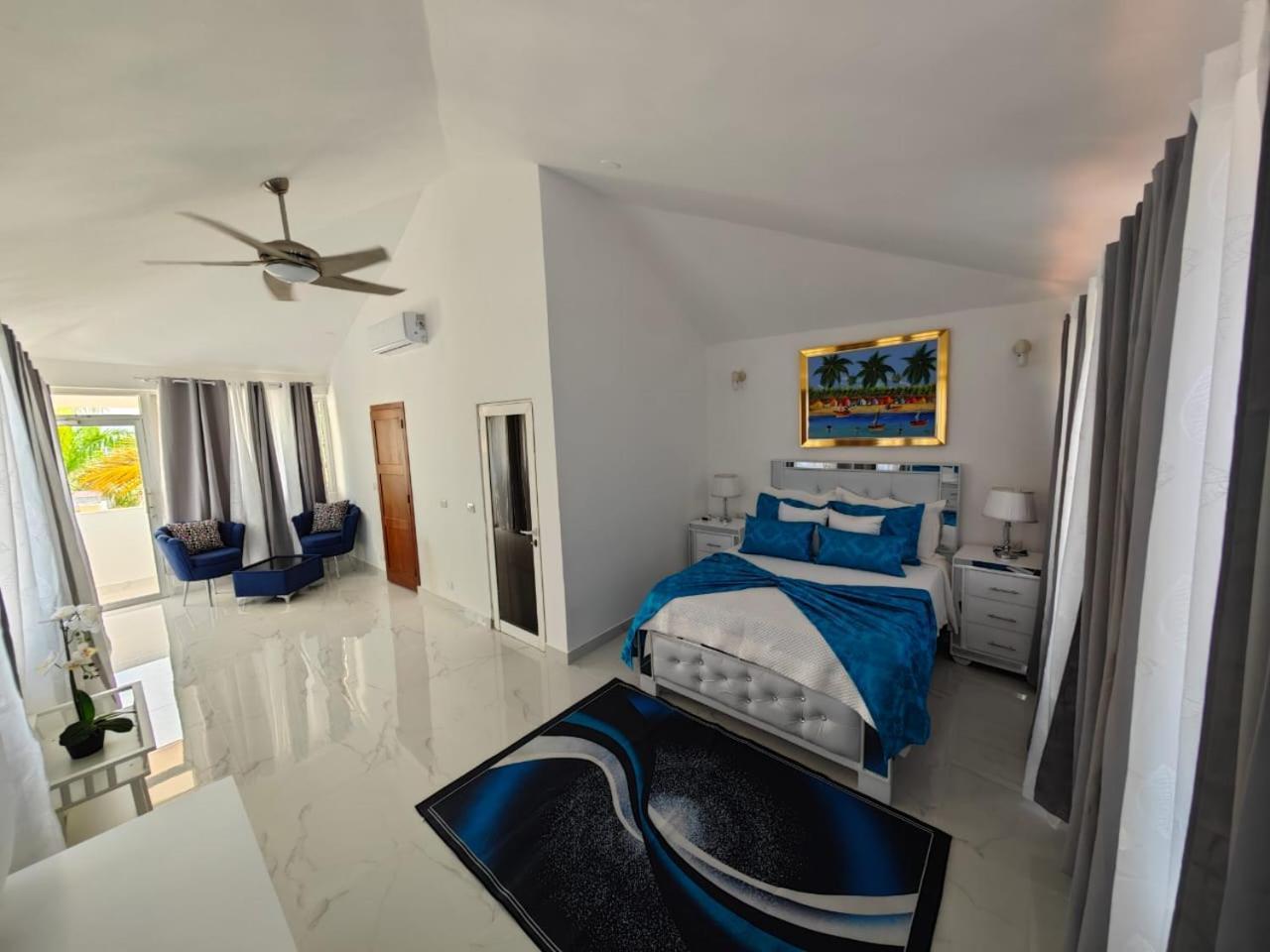 Residencial Las Palmeras De Willy Boca Chica Eksteriør billede